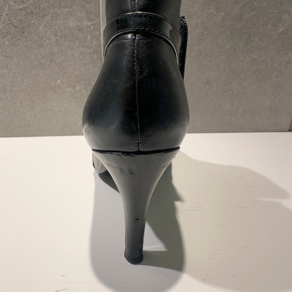 Bandolino booties - Picture 4 of 7